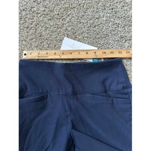 Walter Hagen Women's Sculpt 7'' Tummy Control Shaper Shorts- Navy Size XS - Picture 11 of 13